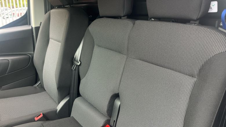 Peugeot Partner Long Diesel 1.5 BlueHDi 100 Professional Plus Van